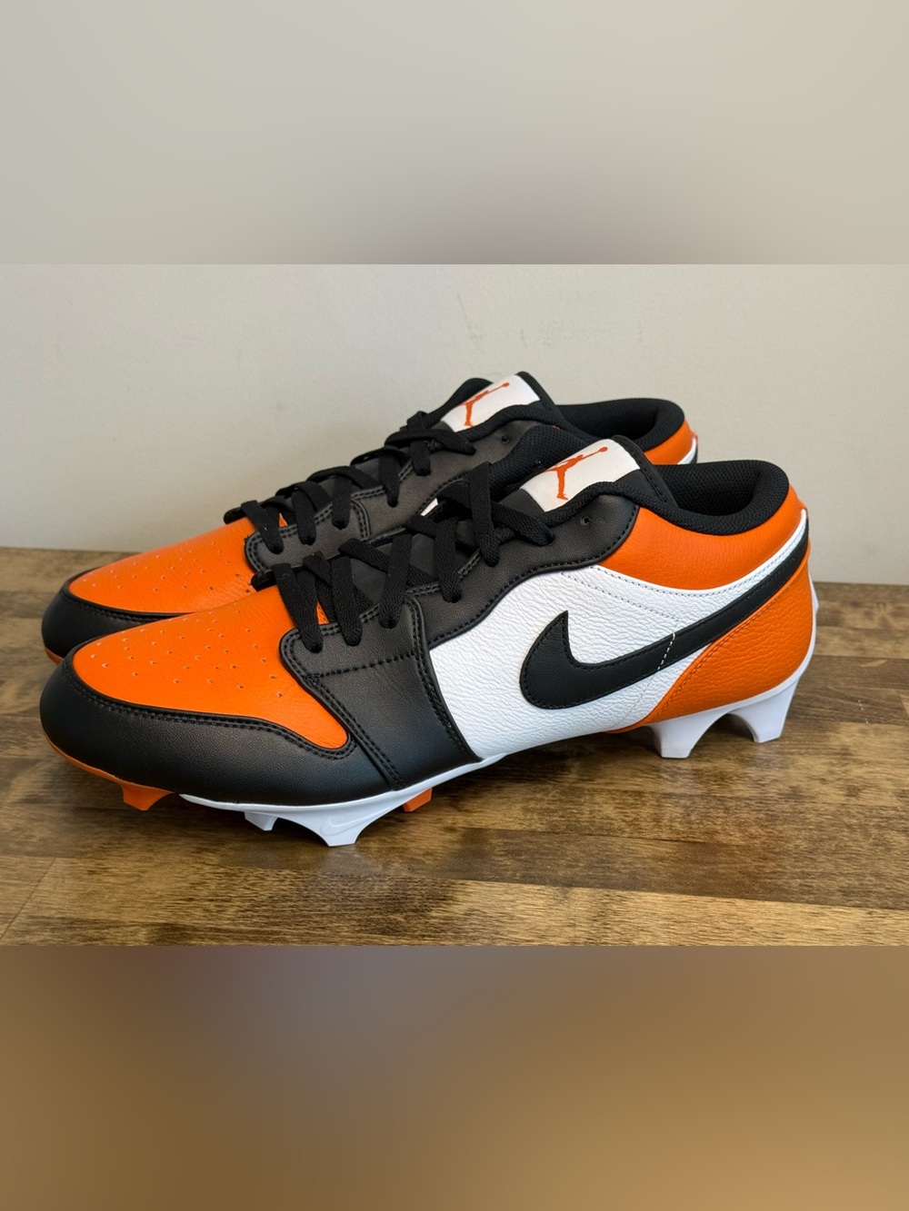 Nike Jordan 1 Low Football Cleats | Orange • Blk • White | Size 15 | FJ6245-801